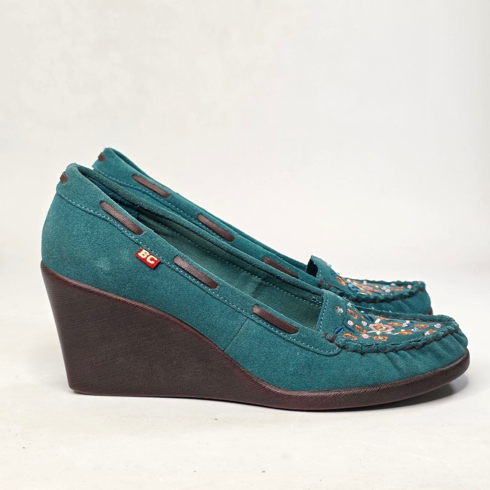 BC Footwear Teal Suede Floral Embroidered Wedge Moccasin Pumps Women's Size 7